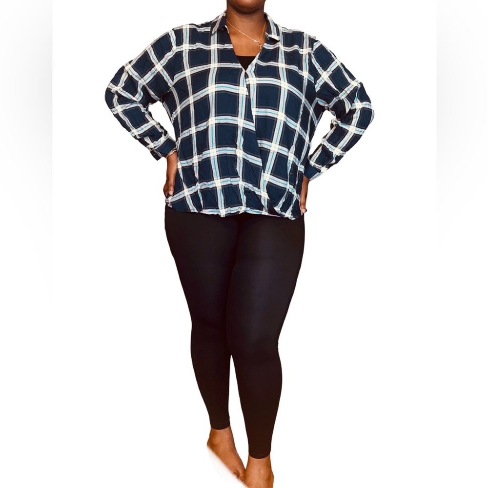 MISS LILI PLAID FAUX WRAP CROSSOVER BLOUSE - BLUE SIZE 3X (NEW WITH TAGS) A19